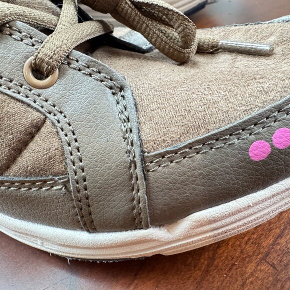 Ryka Aurora Beige Quilted Lace Up Boots - Picture 10 of 13